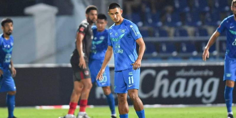 Faiq Bolkiah là cầu thủ giàu nhất thế giới với tổng tài sản lên đến 20 tỷ usd